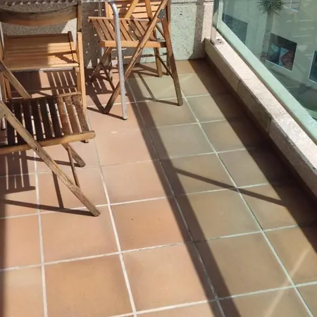 Plaza Apartment *